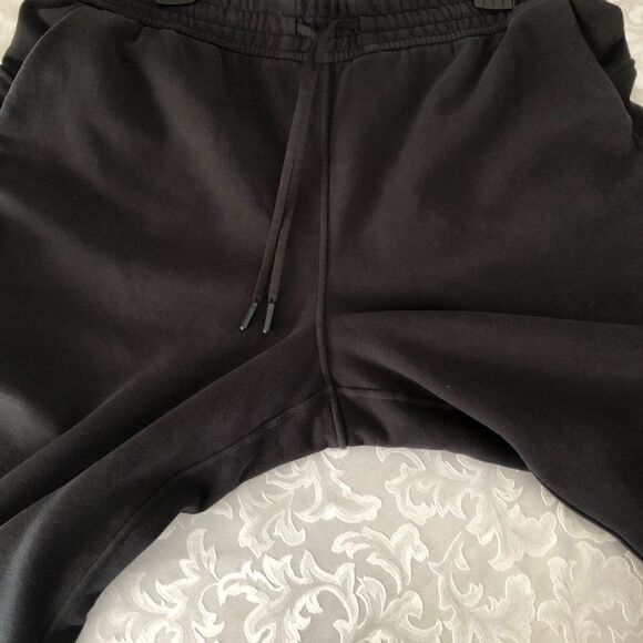 Lululemon Loungeful High-Rise Cropped Jogger Black Size 14 - Picture 8 of 11